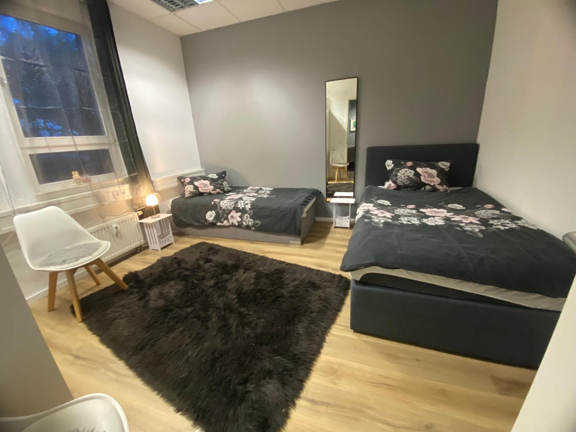 1 Mit Gemeinschaftsraeumen, Tiefgarage Appartement