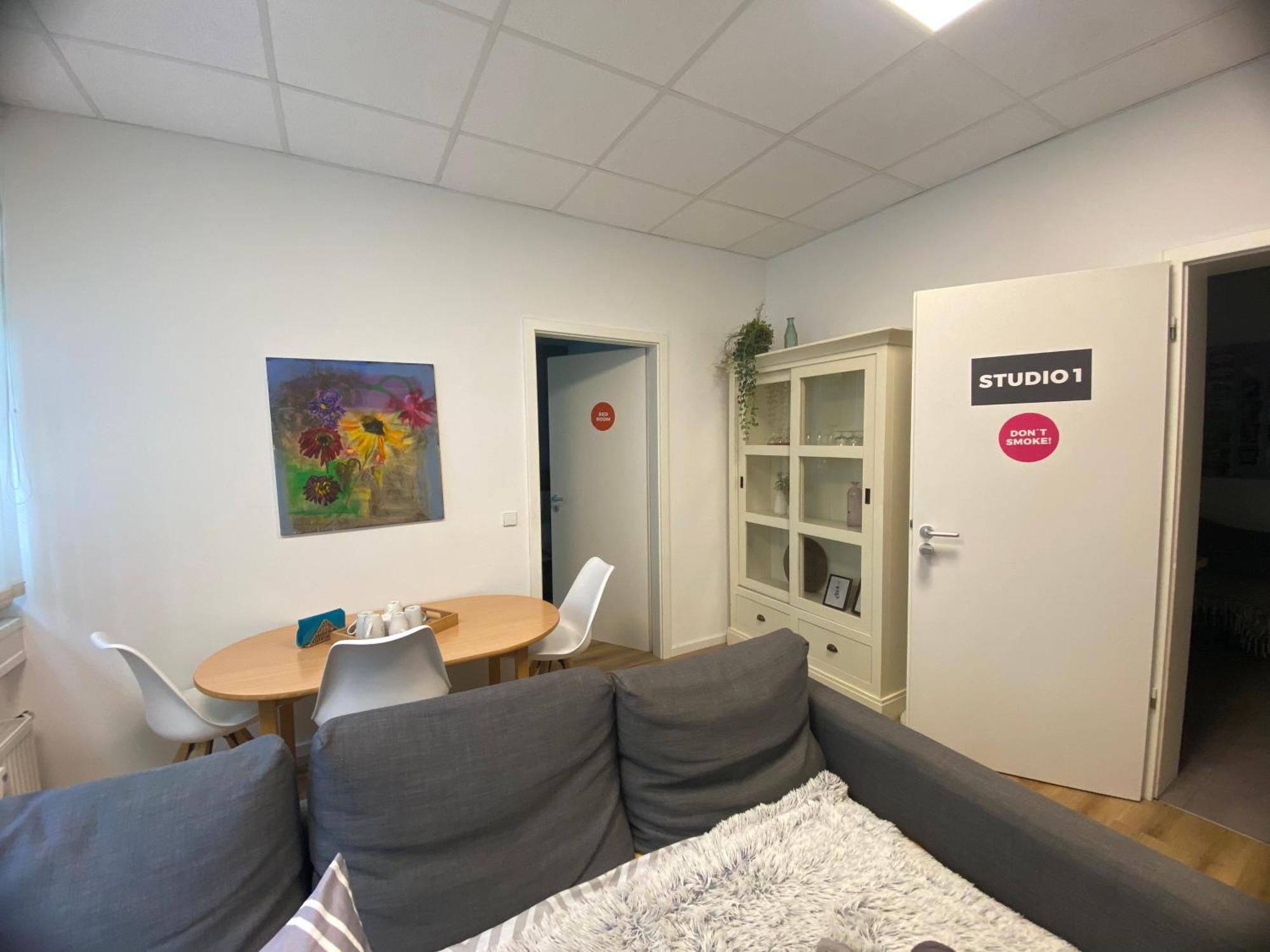 1 Mit Gemeinschaftsraeumen, Tiefgarage Appartement *